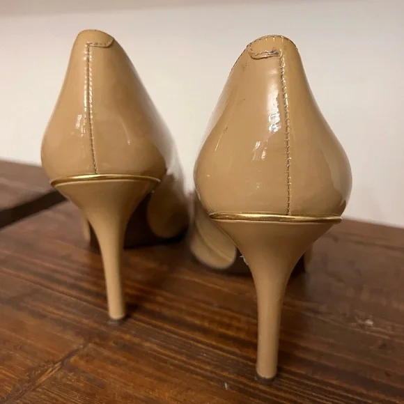 Ralph Lauren Classic Beige Heels - Picture 3 of 4